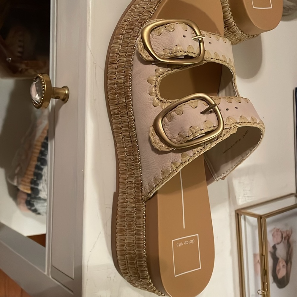 Dolce Vita Cream and Tan Sandals - Picture 6 of 8
